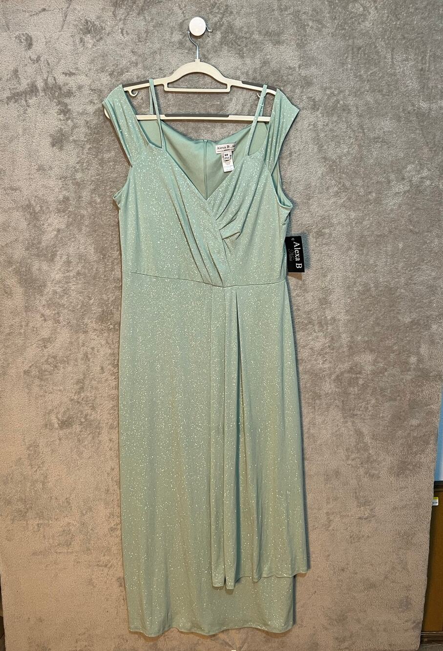 Alexa B Nites Formal Dress Size 16W Mint Green Glitter Bridesmaid Coquette NWT